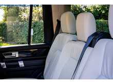 Land Rover Discovery 4 SD V6 HSE Luxury - U637