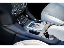 Land Rover Discovery 4 SD V6 HSE Luxury - U637