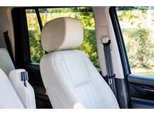 Land Rover Discovery 4 SD V6 HSE Luxury - U637