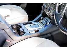 Land Rover Discovery 4 SD V6 HSE Luxury - U637