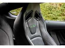 Ford Mustang V8 Bullitt - U642