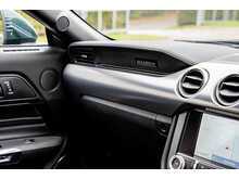 Ford Mustang V8 Bullitt - U642