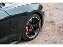 Ford Mustang V8 Bullitt - U642