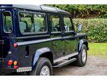 Land Rover Defender 110 TD5 County - U646