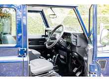 Land Rover Defender 110 TD5 County - U646