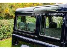 Land Rover Defender 110 TD5 County - U646