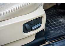 Land Rover Discovery 4 SD V6 HSE - U647