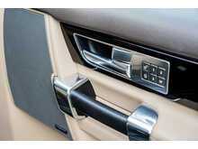 Land Rover Discovery 4 SD V6 HSE - U647