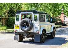 Land Rover Defender 90 TD5 XS - U662