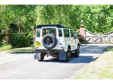 Land Rover Defender 90 TD5 XS - U662