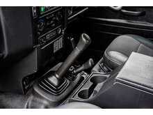 Land Rover Defender 90 TDCi XS - U669