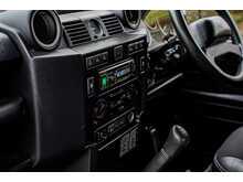 Land Rover Defender 90 TDCi XS - U669