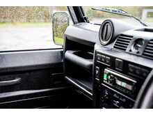 Land Rover Defender 90 TDCi XS - U669