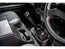 Land Rover Defender 90 TDCi XS - U669