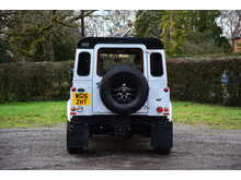 Land Rover Defender 90 TDCi XS - U681