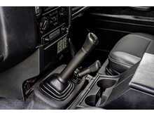 Land Rover Defender 90 TDCi XS - U681