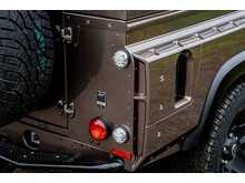 Land Rover Defender 110 TDCi XS - U685