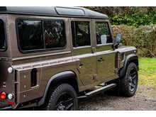 Land Rover Defender 110 TDCi XS - U685