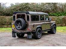 Land Rover Defender 110 TDCi XS - U685