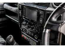 Land Rover Defender 110 TDCi XS - U685