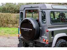 Land Rover Defender 90 TDCi XS - U689