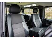 Land Rover Defender 90 TDCi XS - U689