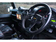 Land Rover Defender 110 TDCi XS - U693