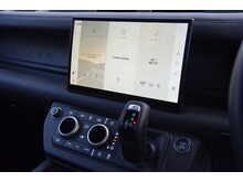 Land Rover Defender 110 P400e X-Dynamic HSE - U697
