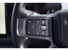Land Rover Defender 110 P400e X-Dynamic HSE - U697