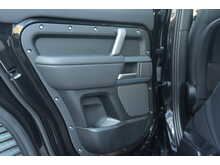 Land Rover Defender 110 P400e X-Dynamic HSE - U697