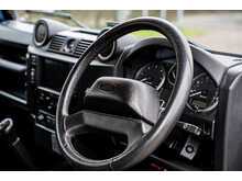 Land Rover Defender 110 TDCi XS - U700