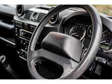 Land Rover Defender 110 TDCi XS - U711