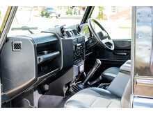 Land Rover Defender 90 TDCi - U718