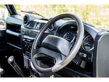 Land Rover Defender 90 TDCi - U718