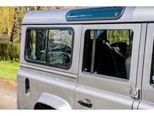 Land Rover Defender 110 TDCi XS - U719