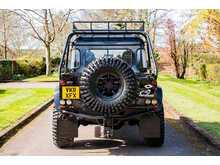 Land Rover Defender 110 TDCi XS - U721