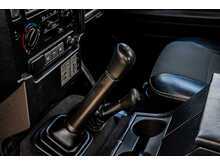 Land Rover Defender 110 TDCi XS - U721