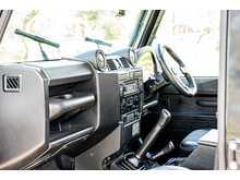 Land Rover Defender 110 TDCi XS - U721