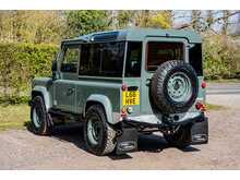 Land Rover Defender 90 TDCi County - U725