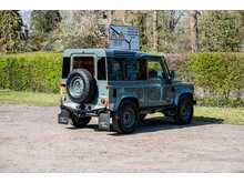Land Rover Defender 90 TDCi County - U725