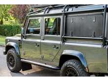 Land Rover Defender 110 TDCi Adventure - U726