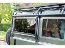 Land Rover Defender 110 TDCi Adventure - U726