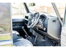Land Rover Defender 90 TDCi XS - U727