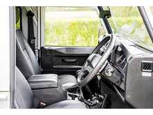 Land Rover Defender 90 TDCi XS - U730