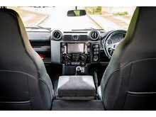 Land Rover Defender 90 TDCi XS - U731