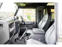 Land Rover Defender 90 TDCi XS - U731