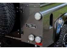 Land Rover Defender 110 TDCi Adventure - U740