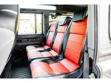 Land Rover Defender 110 TDCi Adventure - U740