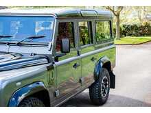 Land Rover Defender 110 TDCi Adventure - U740