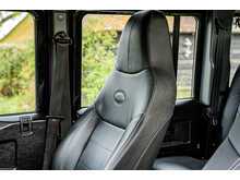 Land Rover Defender 110 TDCi XS - U743